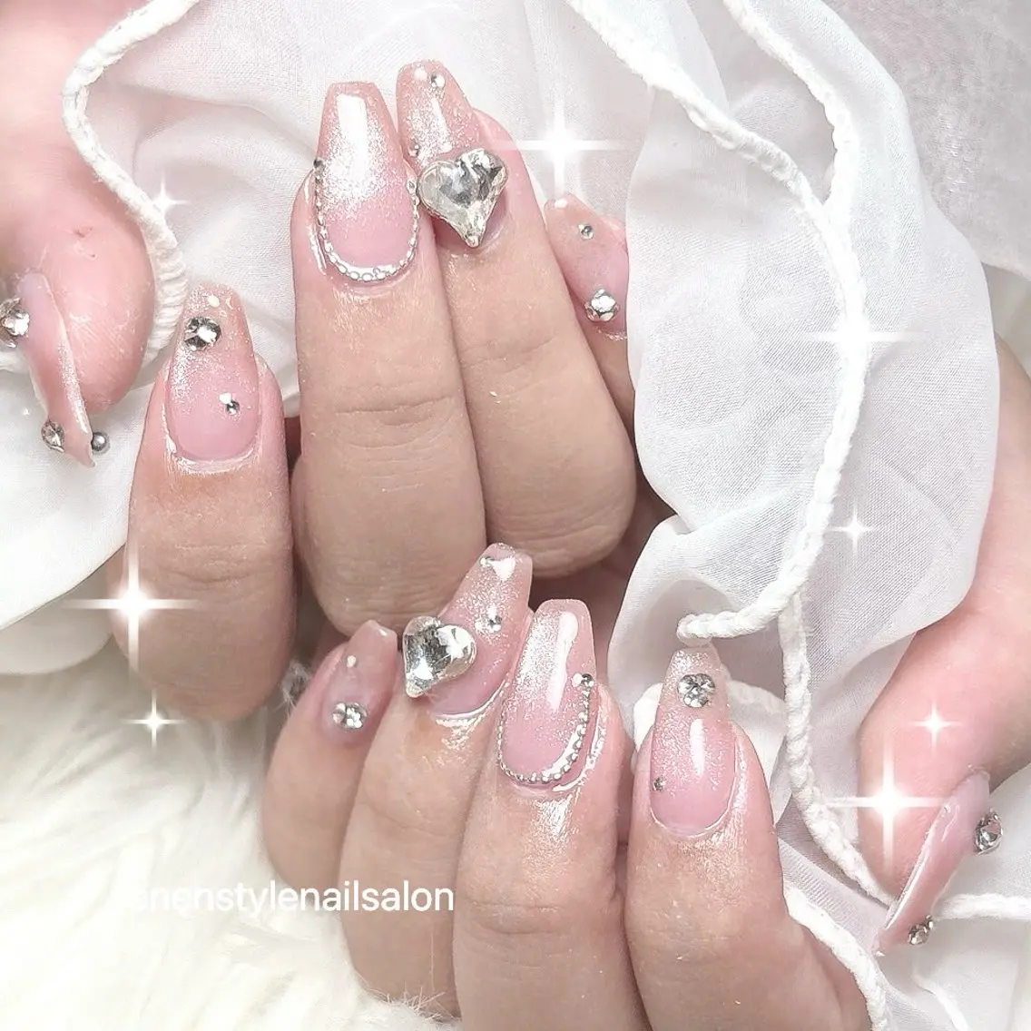 ネイル ハンドネイル 🐾enen style 🐾のネイルデザイン