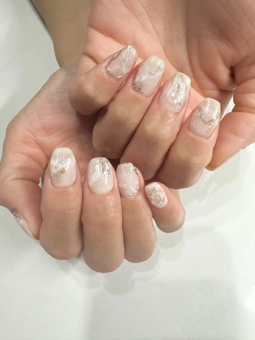 ネイル ニュアンスネイル 石﨑 利祥のネイルデザイン