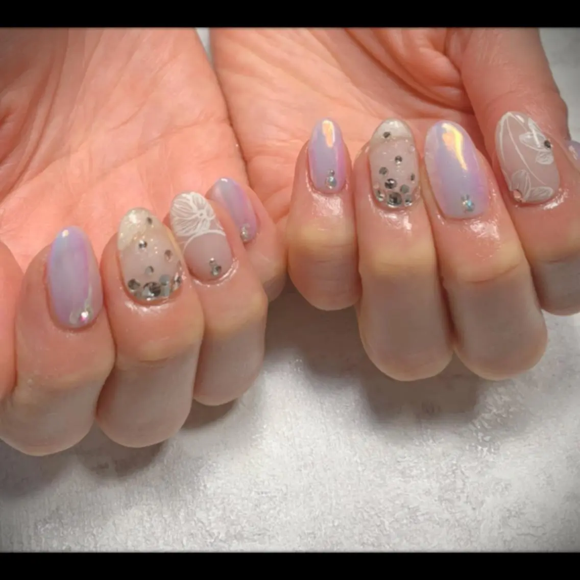 ネイル オーロラネイル フラワーネイル ハンドネイル M nail 市原市ちはら台のネイルデザイン