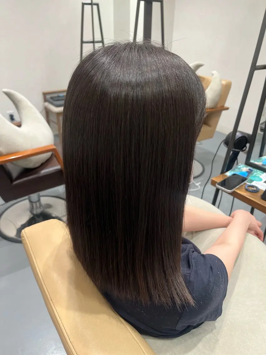 セミロング 縮毛矯正 米澤 奈央のヘアスタイル
