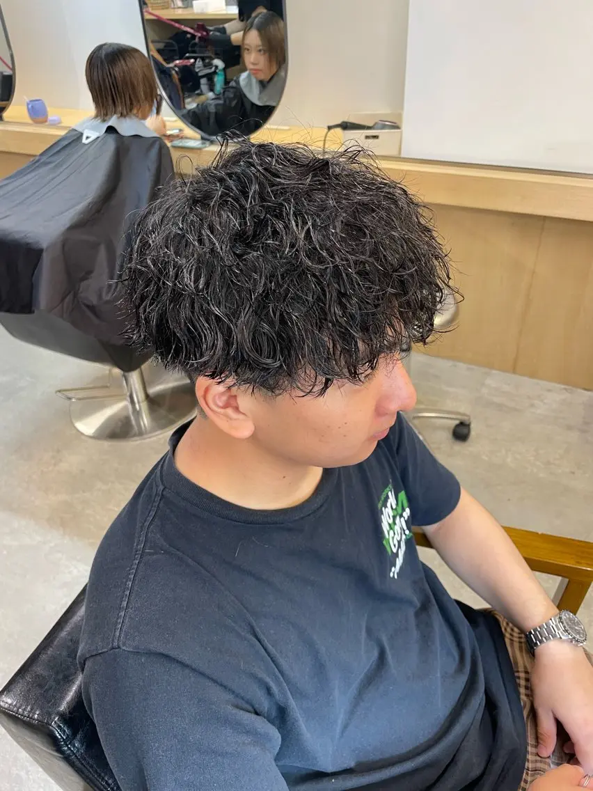 ショート パーマ メンズ カット パーマ マエダ リョウのヘアスタイル
