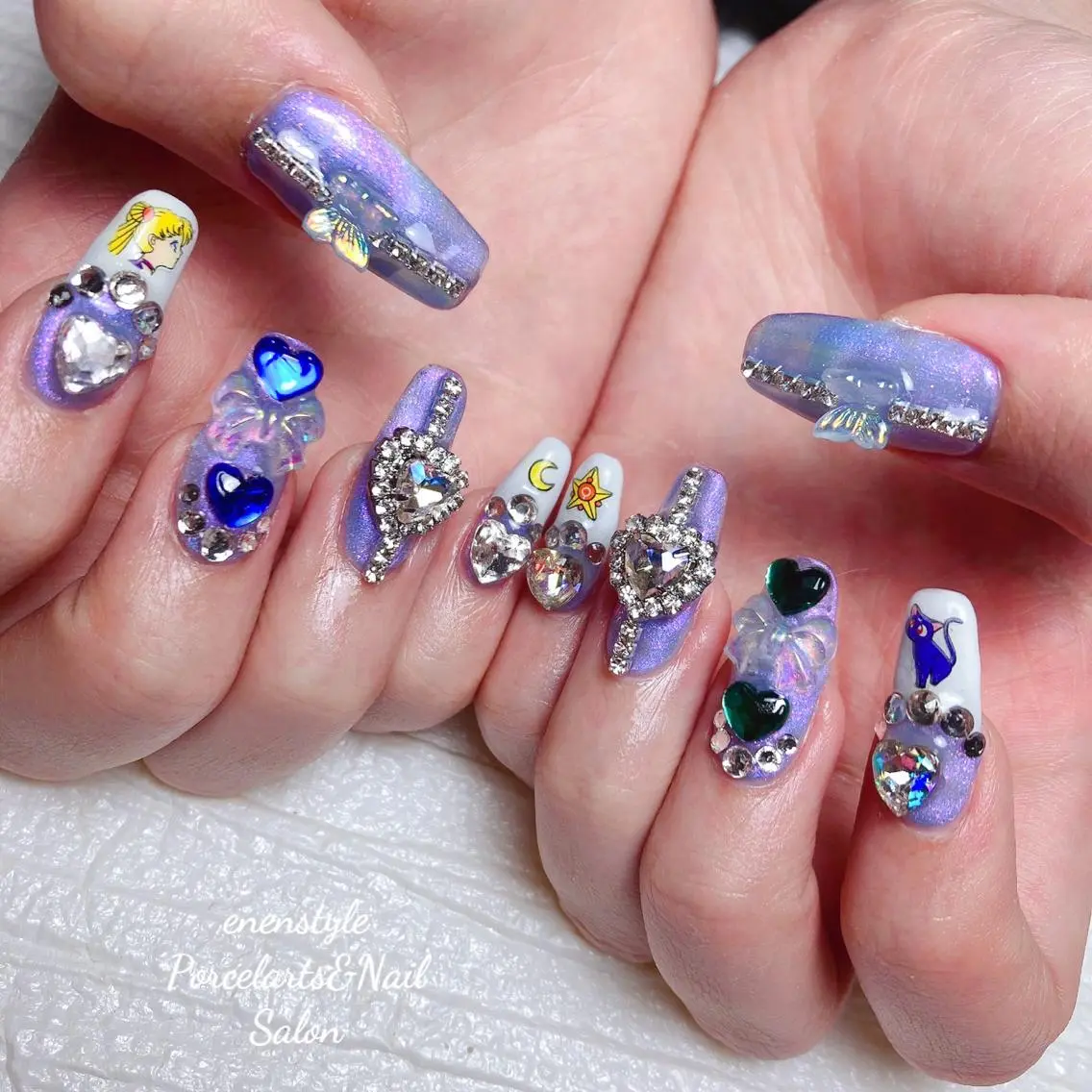 ミディアム ネイル ハンドネイル 🐾enen style 🐾のネイルデザイン