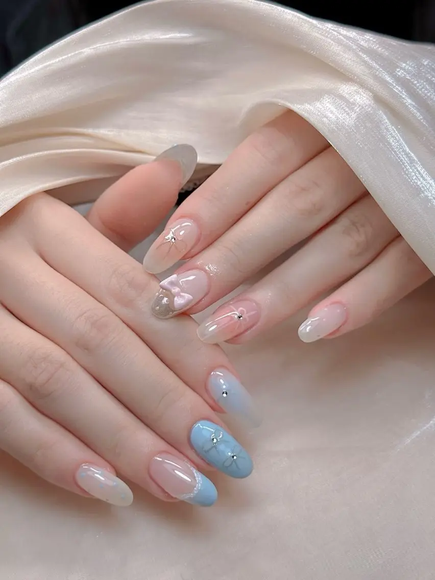 ネイル 長さ出し フレンチネイル グラデーション 卒業式 マグネットネイル MIHANA NAILのネイルデザイン