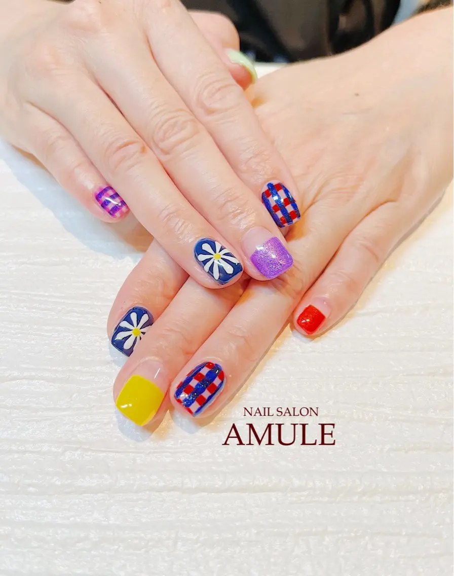 ネイル アートネイル ハンドネイル NAILSALON AMULEのネイルデザイン