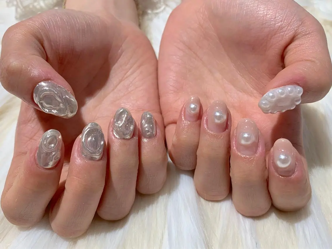 ネイル ミラーネイル 山田 真里のネイルデザイン