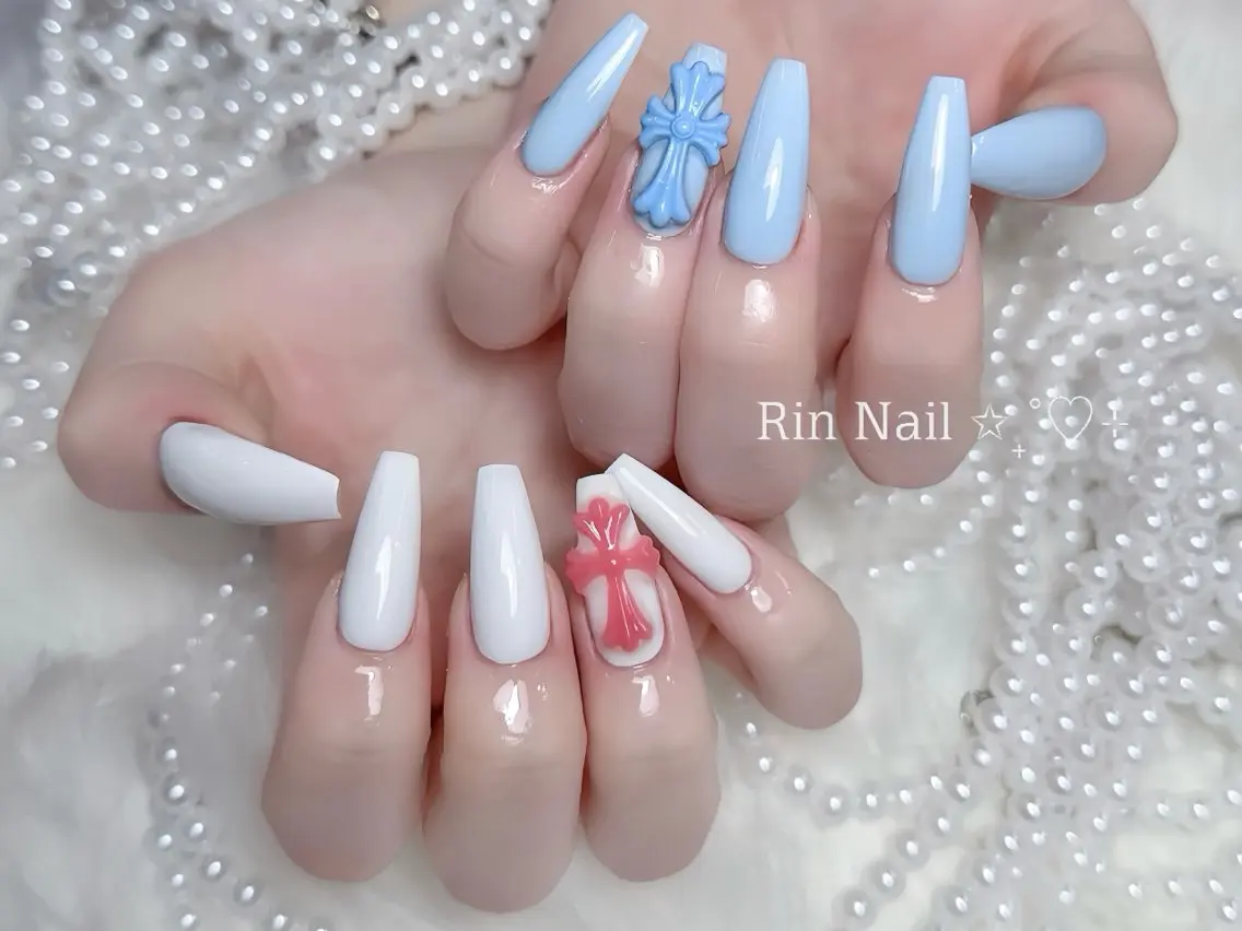 ネイル ブルー チークネイル 桜ネイル クリアネイル フラワーネイル ハンドネイル Rin Nail 新大久保店のネイルデザイン
