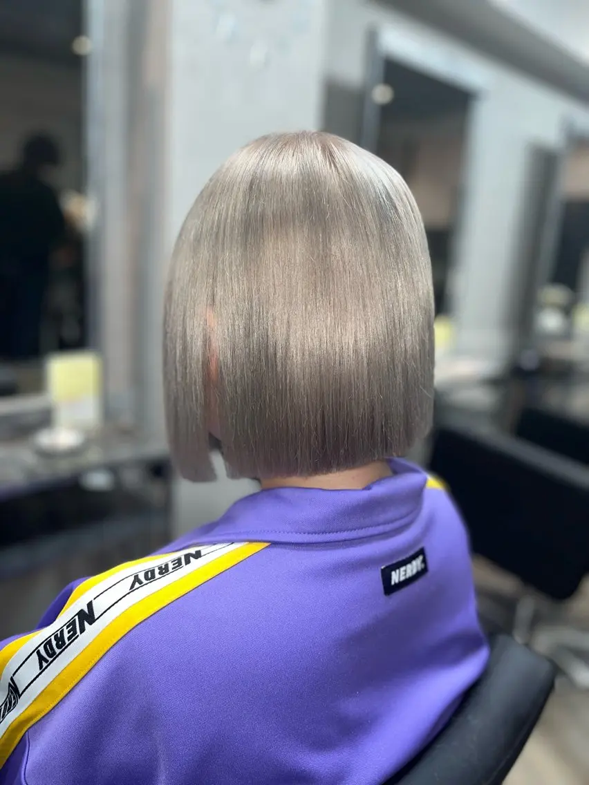 ショート カラー ヘアアレンジ ブリーチ ケアブリーチ デザインカラー ハイトーンカラー ボブ カット ヘアカラー 😈派手髪/ 地雷系 / KALIN😈のヘアスタイル