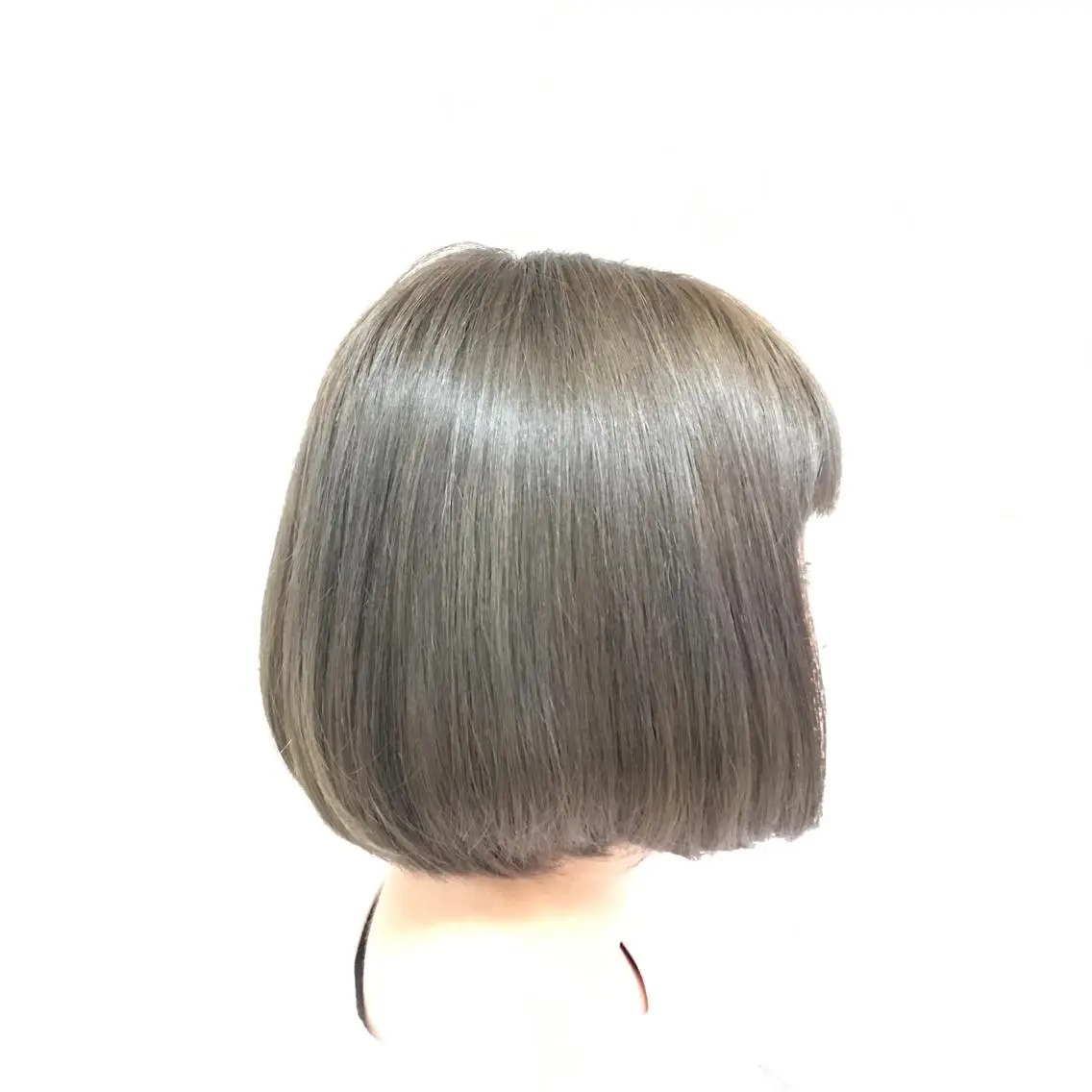 ショート カラー アッシュ ブリーチ 透明感カラー 【Sweep】おじま のぞみのヘアスタイル