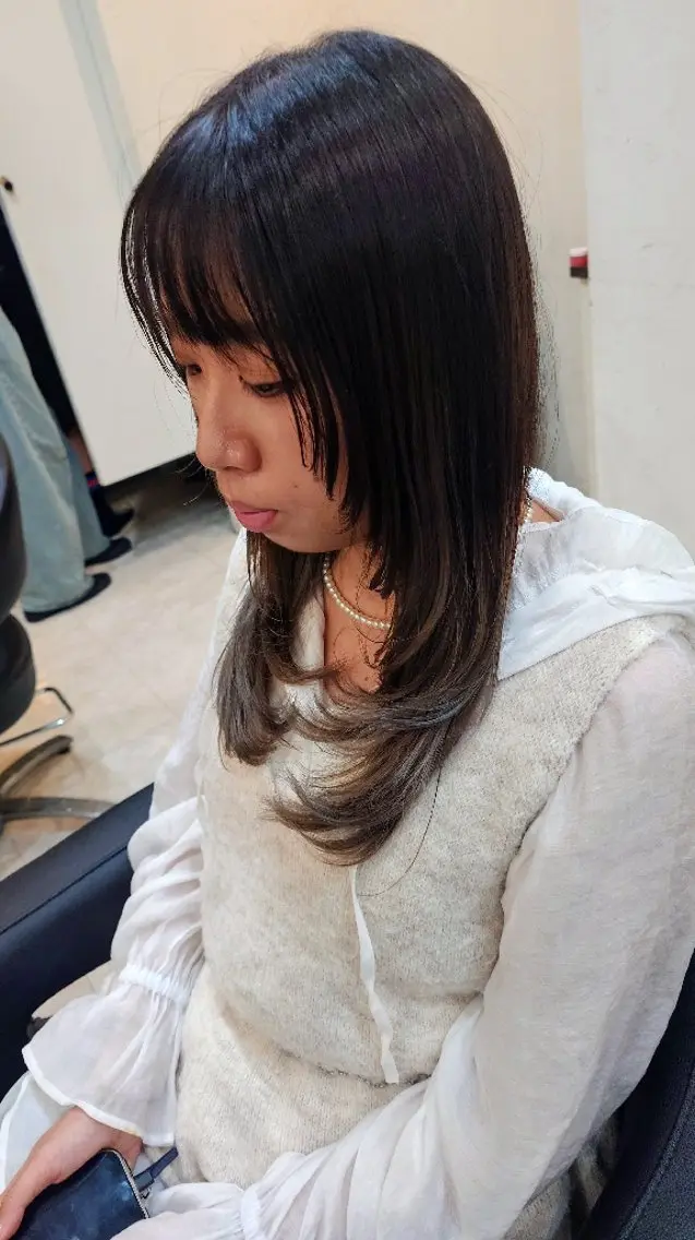 セミロング カラー グラデーションカラー レイヤーカット カット ヘアカラー 東梅田/艶カラー/ 大貫一輝のヘアスタイル