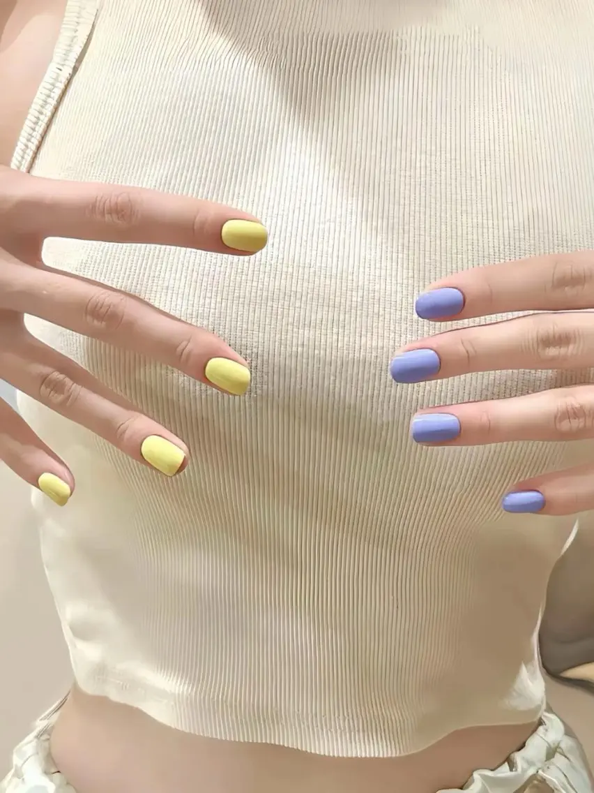 ネイル 韓国ネイル マグネットネイル ワンカラーネイル ネイルチップ Jenn Nail Salonのネイルデザイン