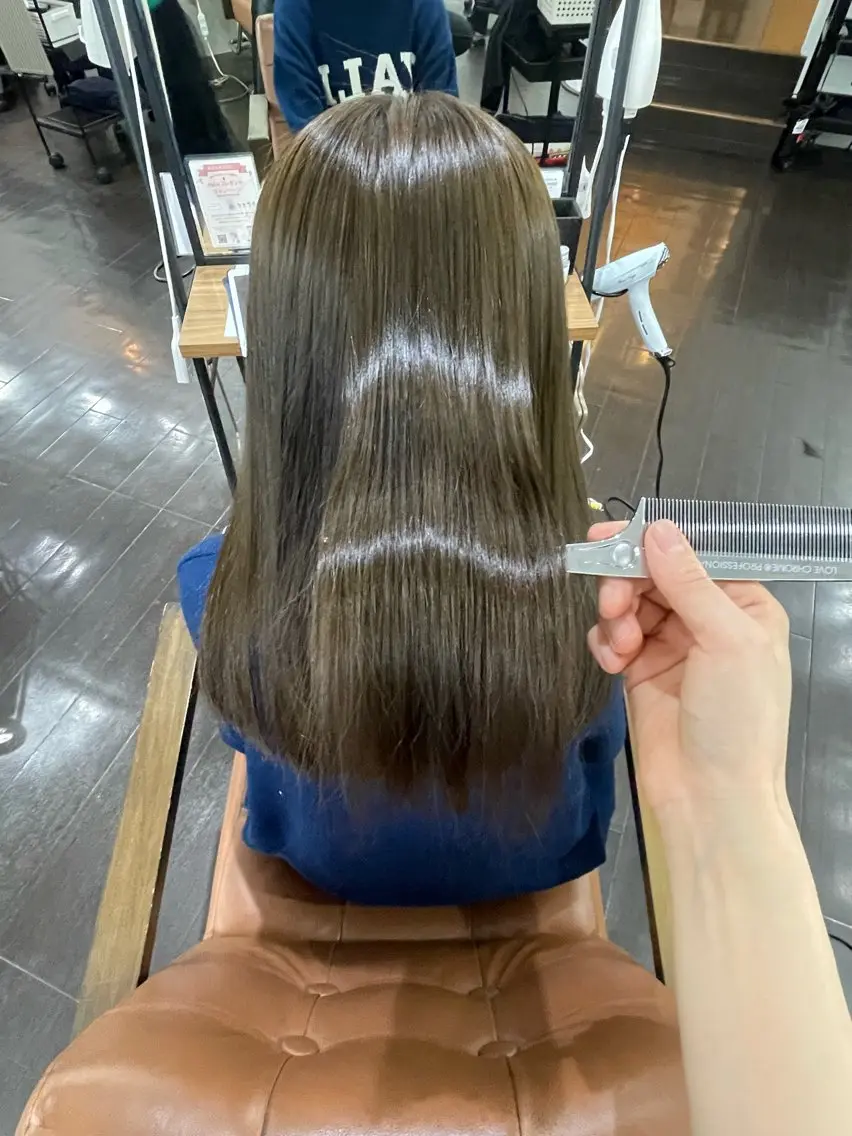 セミロング カット ヘアカラー トリートメント 五藤 🍀壽野のヘアスタイル