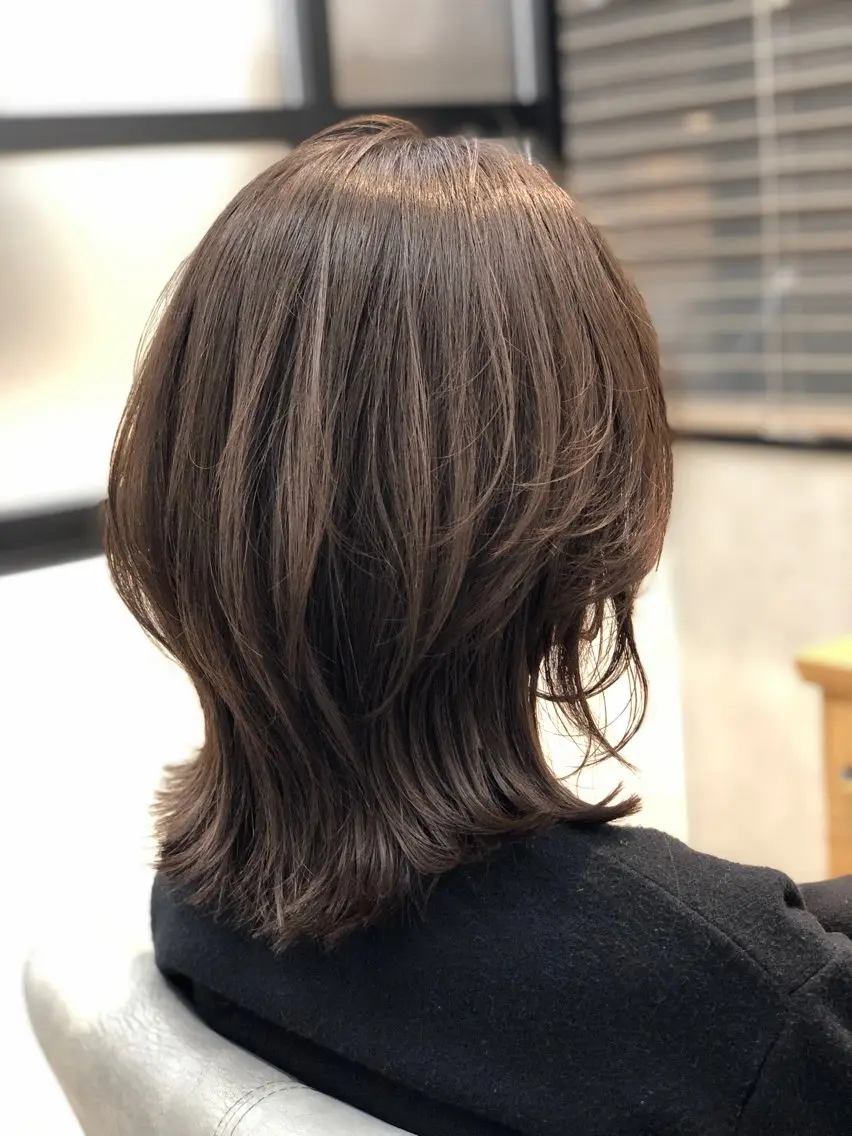 ミディアム レイヤーカット ウルフカット ウルフレイヤー SOA FLEAR Tsuyoshiのヘアスタイル