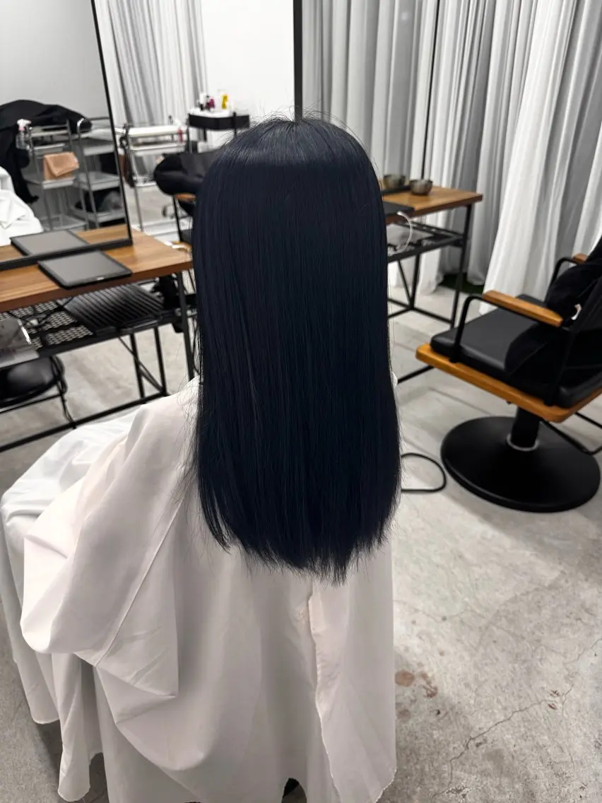 ロング カラー 山田 はるむのヘアスタイル