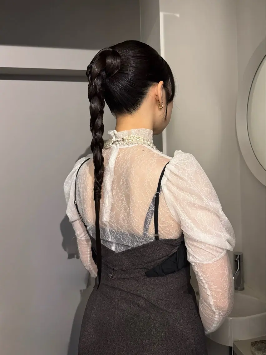 ロング カラー ヘアアレンジ ヘアセット mina 🌷のヘアスタイル