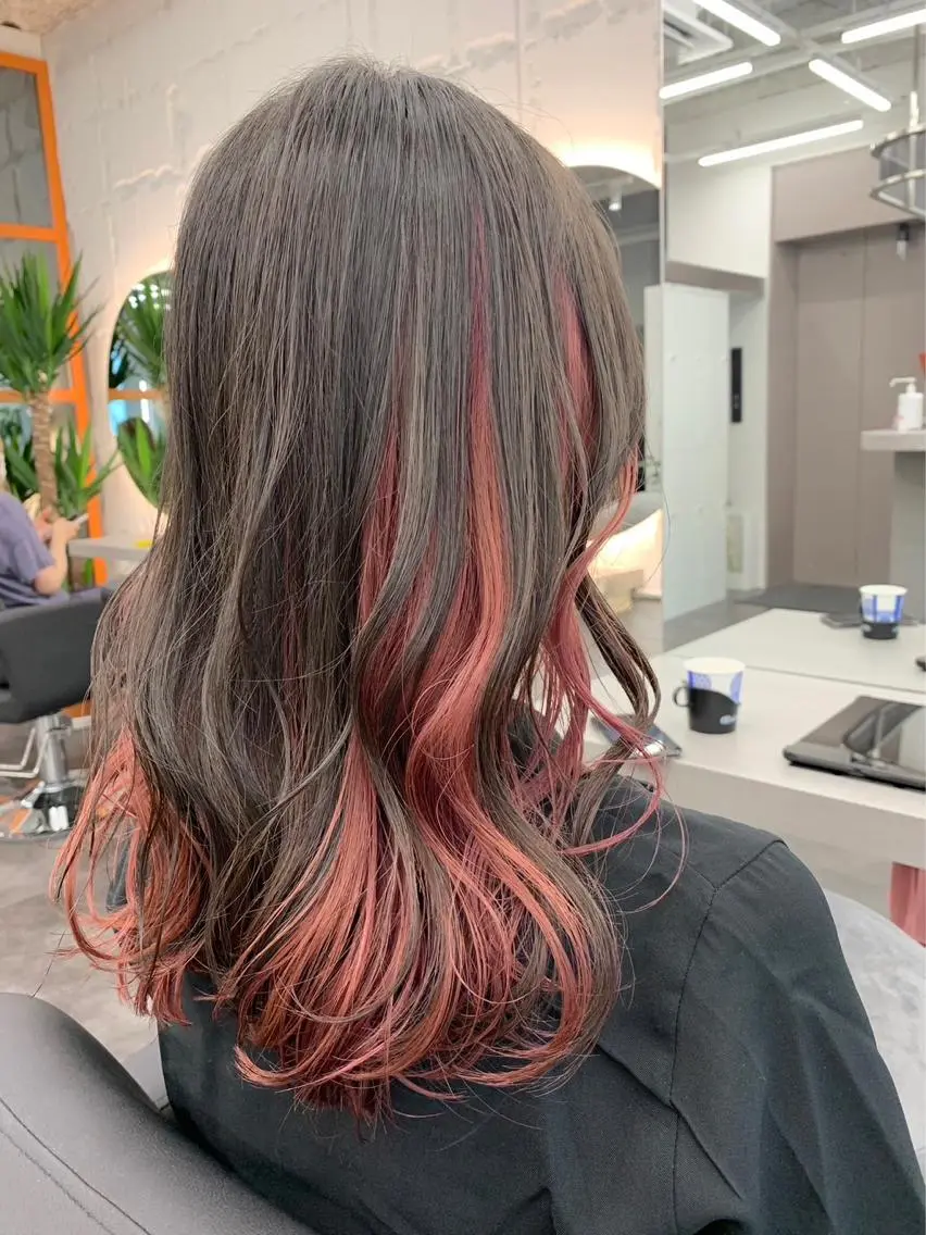 💐デザインカラー(インナー、グラデーション、ハイライト等)🌈の写真