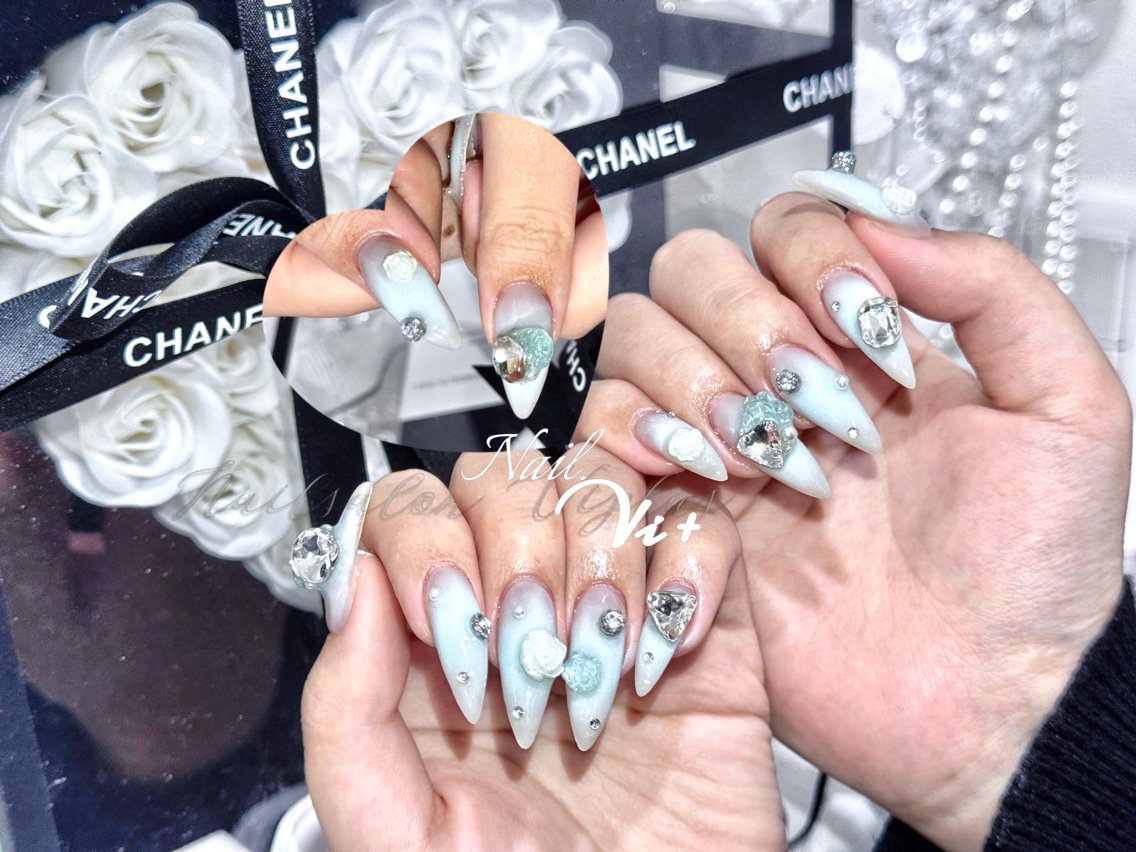 ネイル ハンドネイル ✨Nailsalon Vi+✨のネイルデザイン