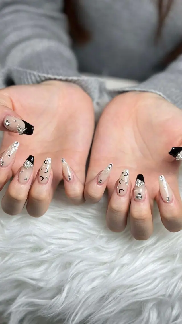 ネイル オーロラネイル ボルドー ブラウン 氷ネイル・うるうるネイル キラキラネイル ハンドネイル Julli NailStudioのネイルデザイン