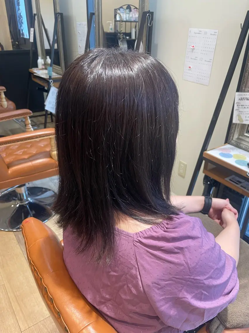 ミディアム カラー 松尾 遥花のヘアスタイル