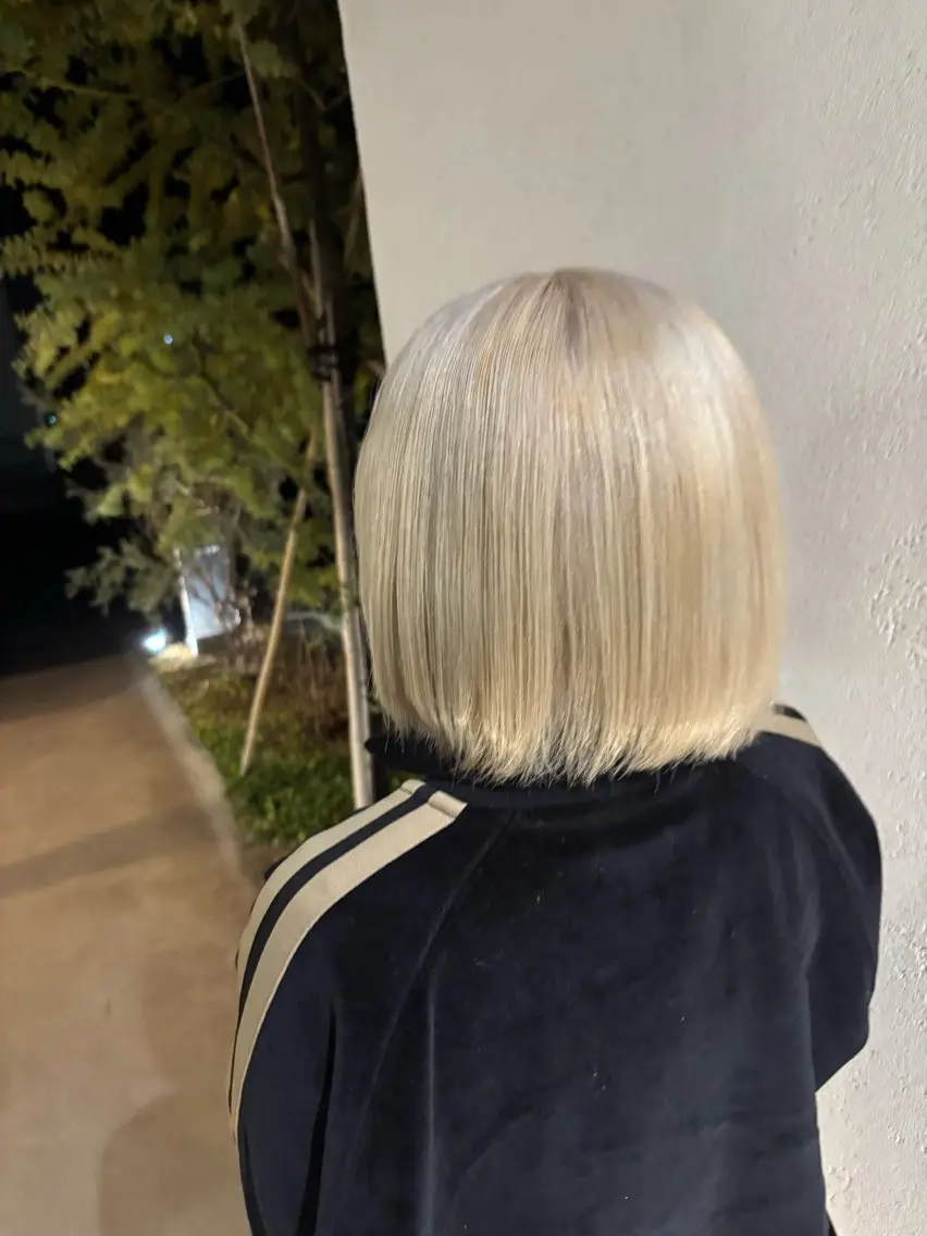 ミディアム ブリーチモデル募集 古内柊のヘアスタイル