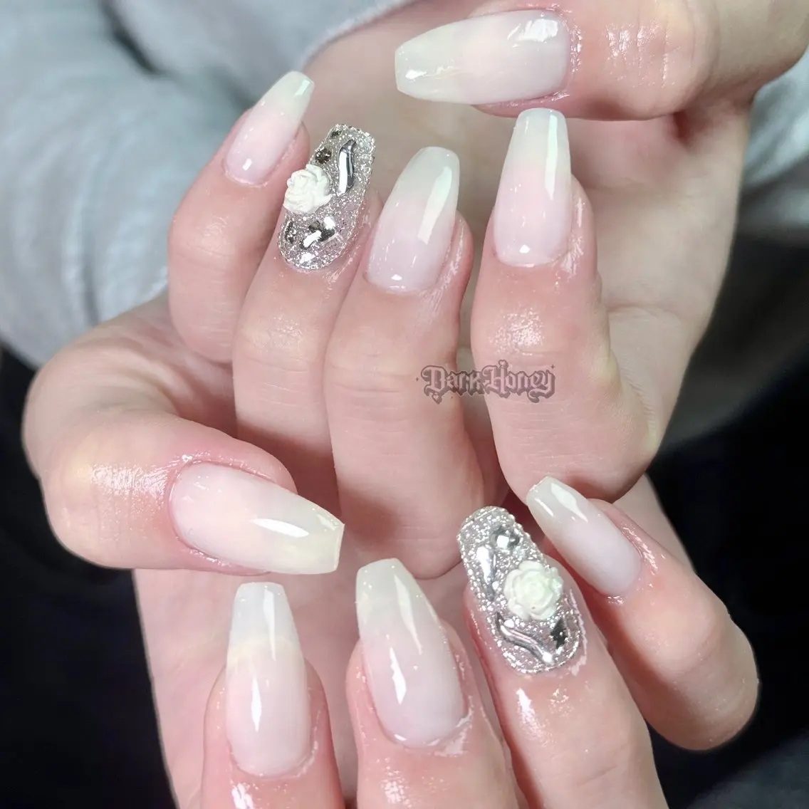 ネイル ハンドネイル Dark honey スカルプ専門原宿店のネイルデザイン