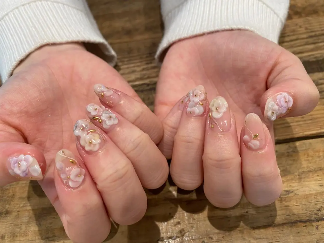 ネイル 佐藤 悠子のネイルデザイン