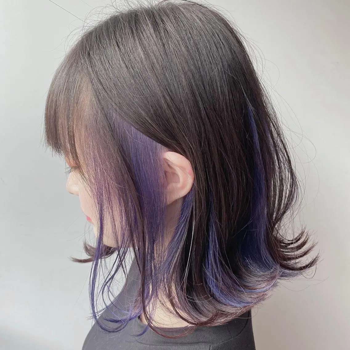 ミディアム カラー ヘアアレンジ インナーカラー パープルカラー 全色特化美容師 /コウスケ🎨のヘアスタイル
