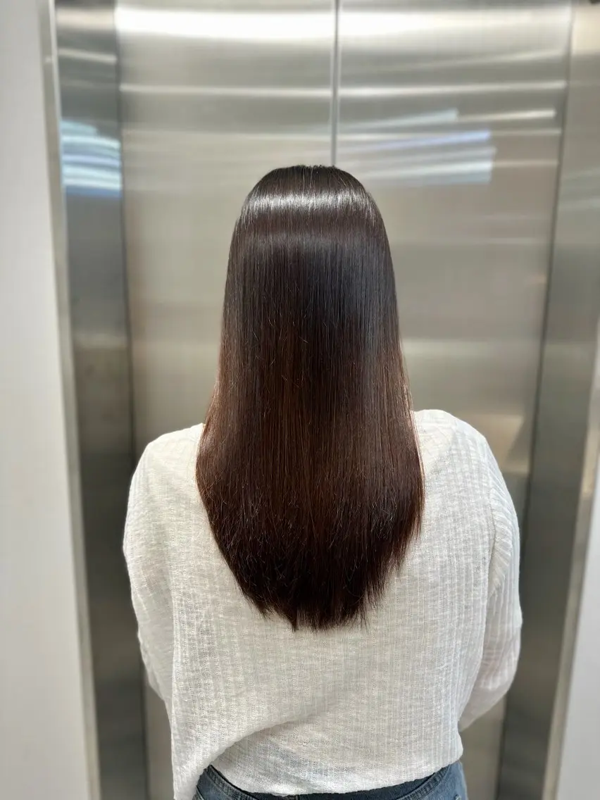 セミロング ノグチ サクヤのヘアスタイル