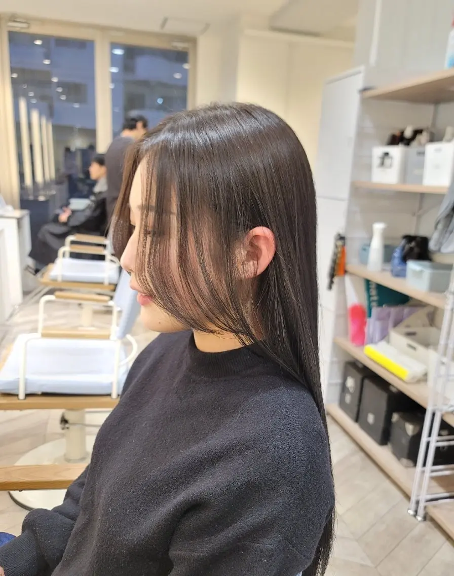 ロング 顔まわりレイヤー 顔周りカット レイヤーカット 高口    雅のヘアスタイル