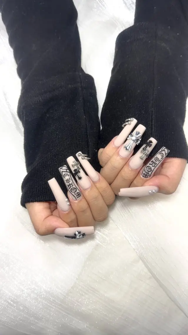 ネイル スカルプネイル ･:*+.✳︎˚✧₊ MAKI NAILのネイルデザイン