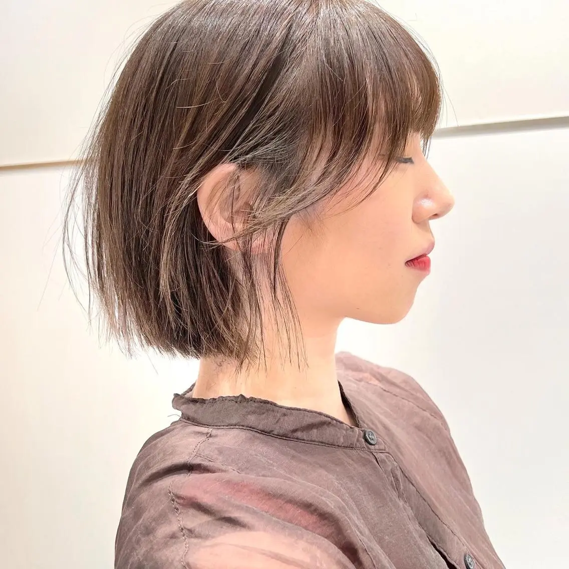 ショート カラー グレージュ ボブ カット ヘアカラー トリートメント レイヤー専門家 ダブルカラー修のヘアスタイル