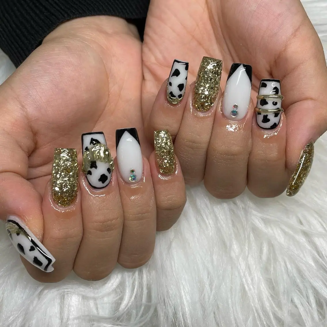 ミディアム ネイル Y. Sのネイルデザイン