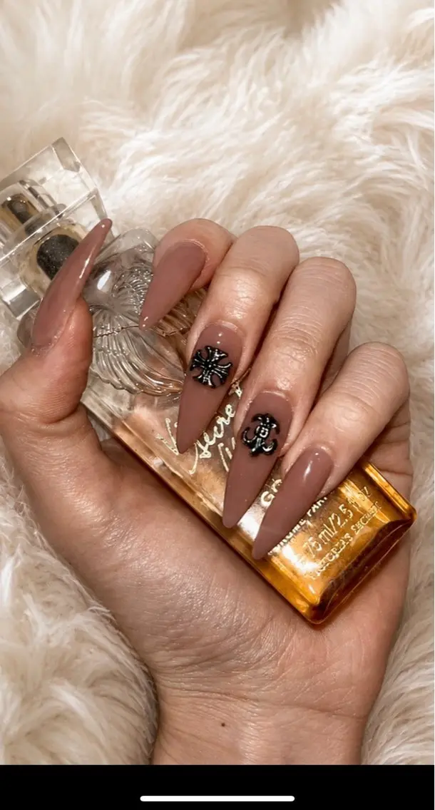 ネイル Tane💅 Ariのネイルデザイン