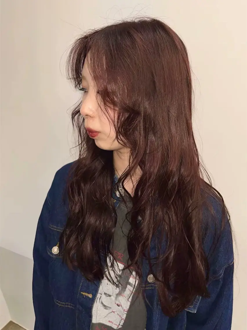 ロング ヘアカラー 酒井 美里のヘアスタイル