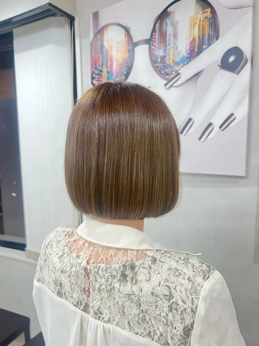 ショート カラー カット A BY WHO たかはしのヘアスタイル