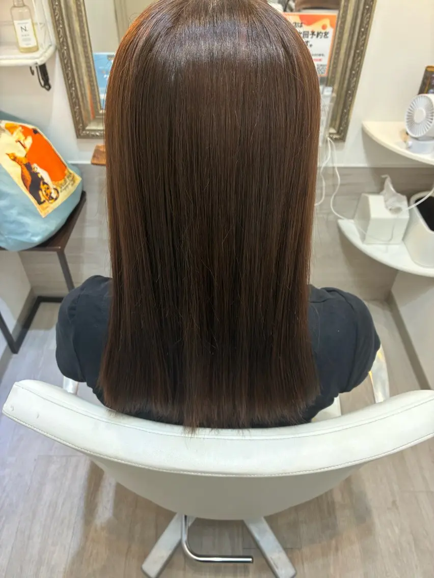 セミロング カラー ✨透明感カラー✨ ☘️くすみカラー☘️のヘアスタイル