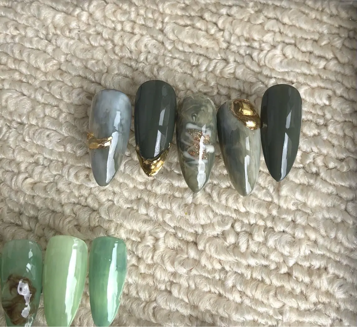 カラー ネイル 2DY NAIL SALONのネイルデザイン