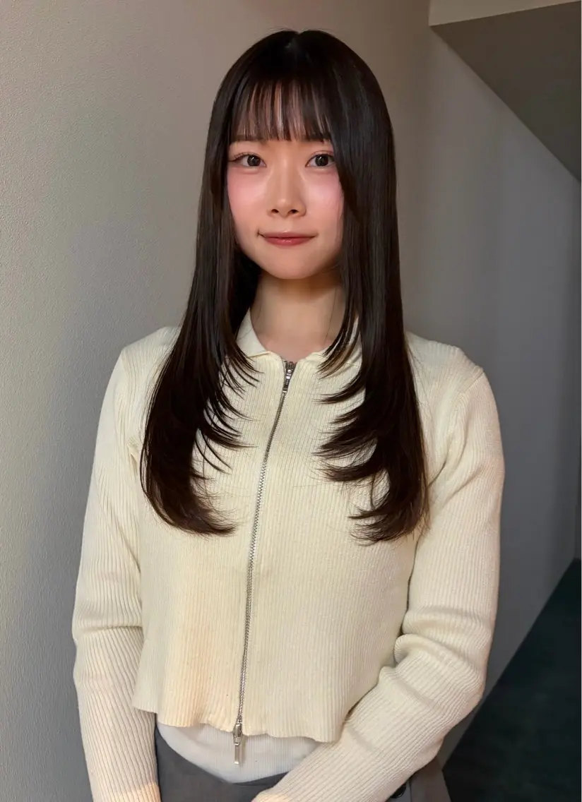 ロング レイヤーカット カット ヘアカラー 三浦 ふたばのヘアスタイル