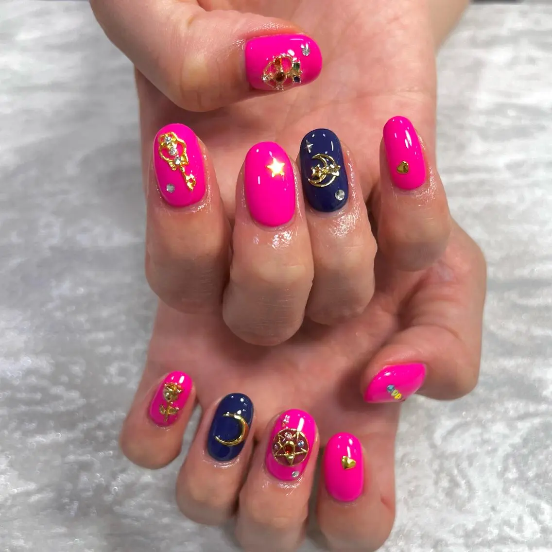 ネイル NAIL303 🛼 SHIORIのネイルデザイン