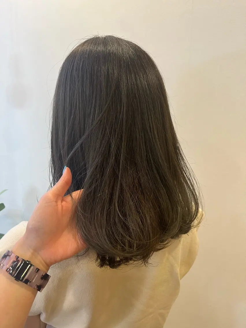 ロング 田中 結月のヘアスタイル