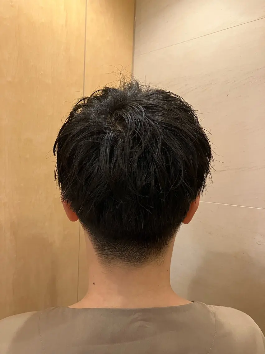 ショート メンズ SAKI SAKIのヘアスタイル