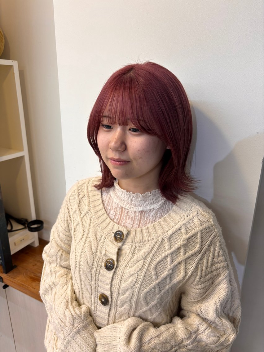 ミディアム カラー ボルドーカラー ヘアカラー 金澤 翔太のヘアスタイル