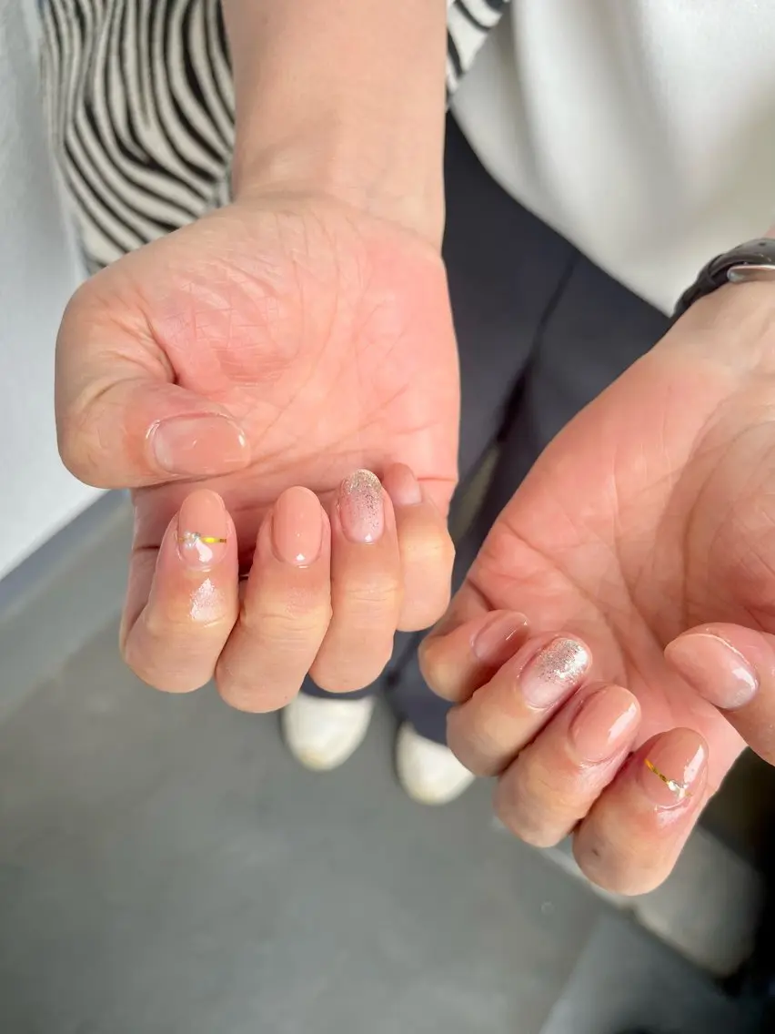ネイル オーロラネイル フットネイル フレンチネイル ジェルネイル マグネットネイル ハンドネイル kiki nail たまプラーザのネイルデザイン