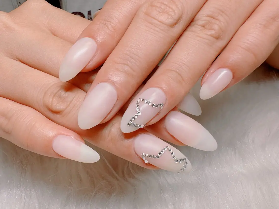 ネイル ストーンネイル ハンドネイル エン Nail salonのネイルデザイン
