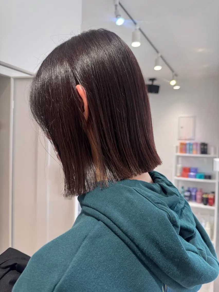 ショート ボブ 顔周りカット 髪質改善 レイヤーカット 似合わせカット Miyu/透明感 カラー/レイヤーのヘアスタイル