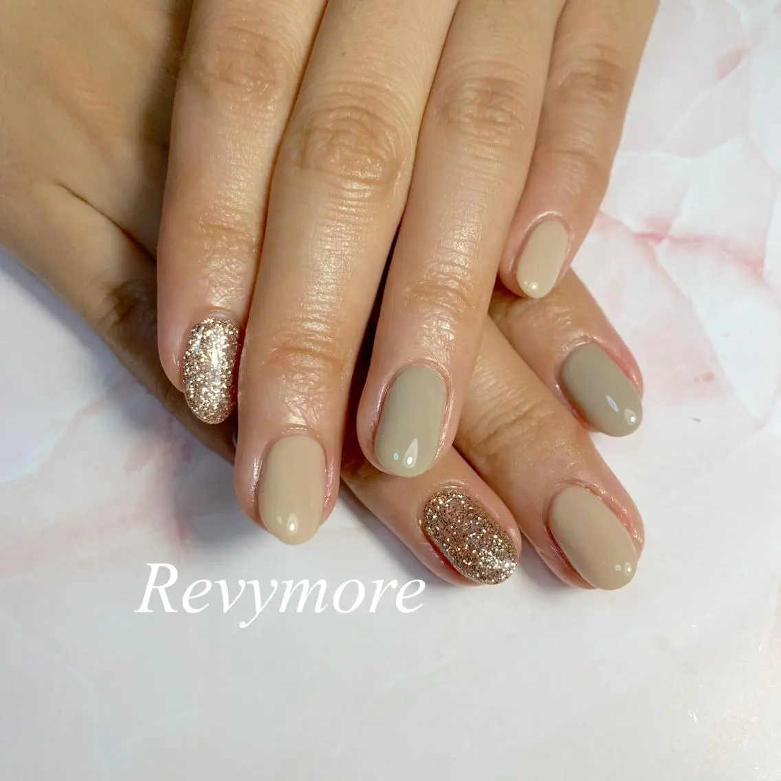 ショート ネイル ジェルネイル ワンカラーネイル シンプルネイル nail salon Revymoreのネイルデザイン