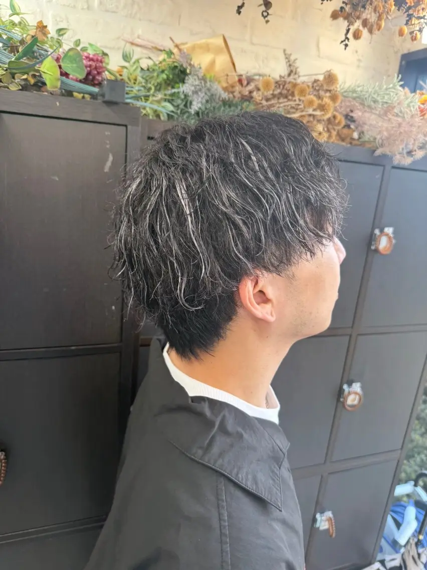 メンズ限定カット＋ブリーチオンカラーの写真