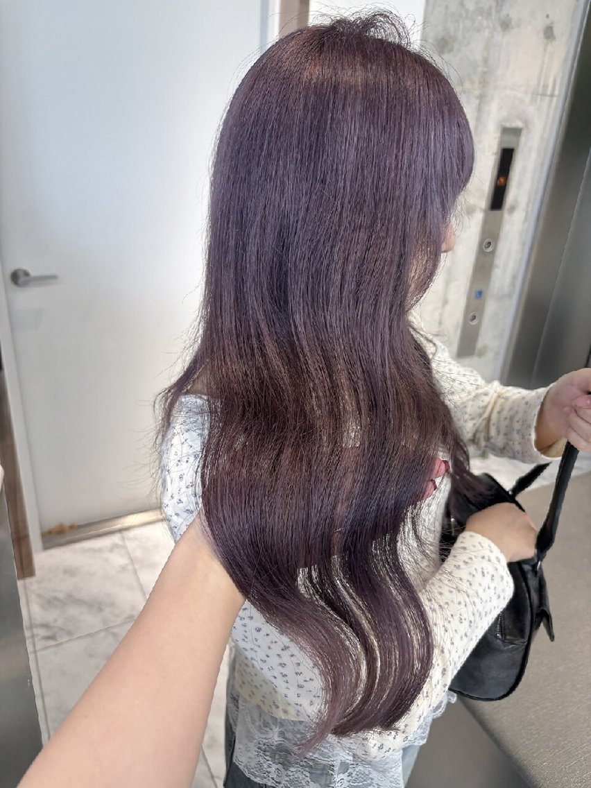 カラー ロング カット ヘアカラー トリートメント Lond Roleのヘアスタイル