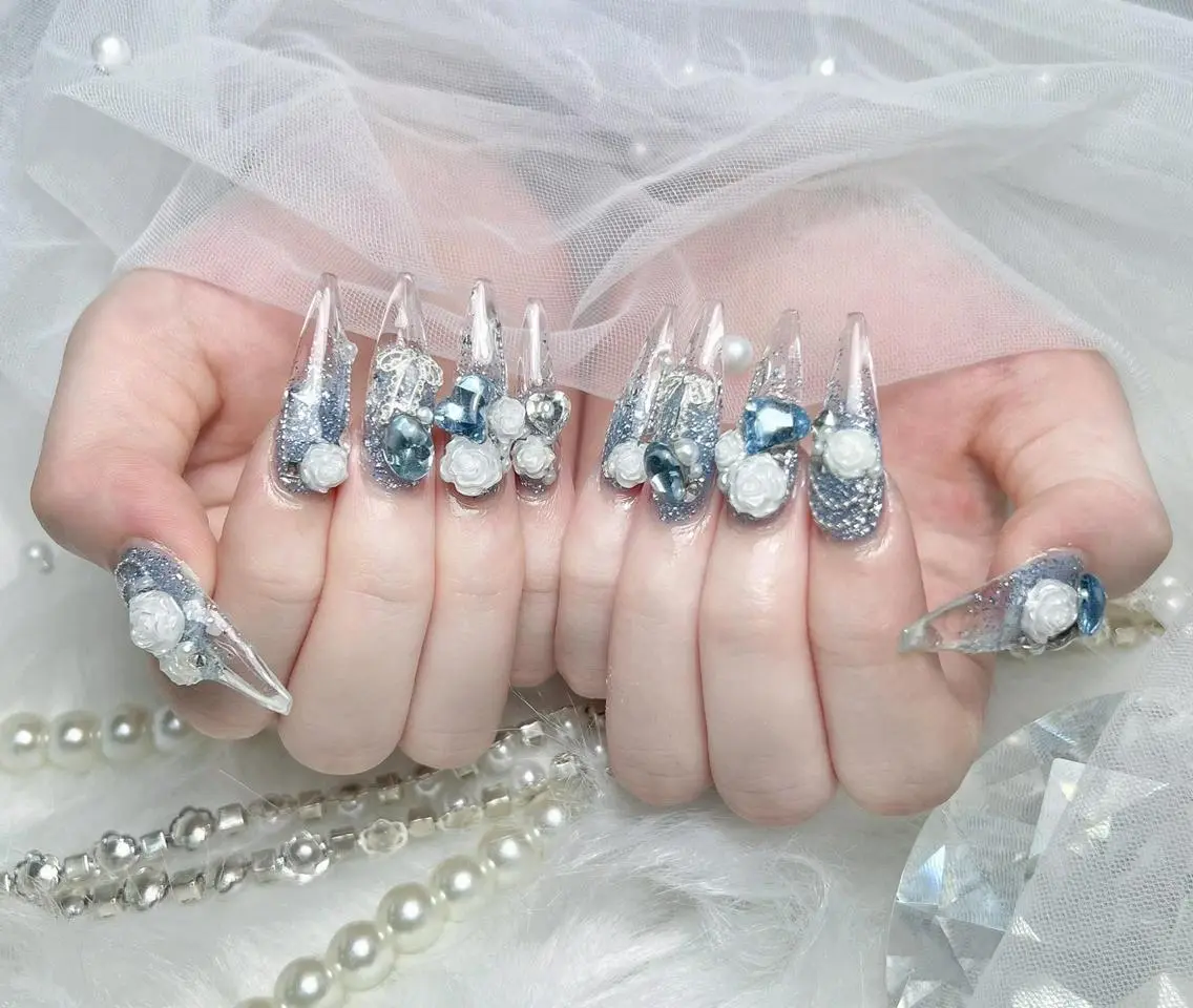 ネイル ジェルネイル キラキラネイル 韓国ネイル 持ち込み ワンホンネイル ハンドネイル ハンドケア Nova Nail _Shinsaiのネイルデザイン