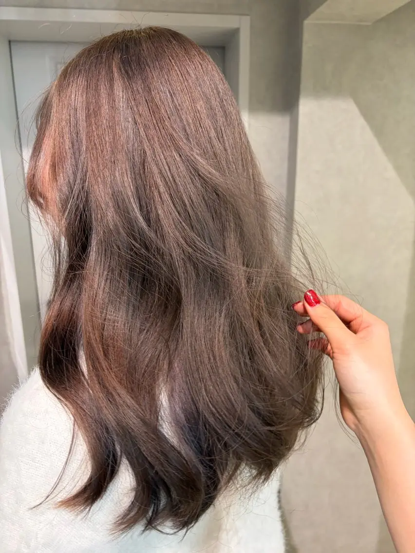 セミロング カラー ベージュカラー ヘアカラー ナチュラル透明感🌱 小山美樹子のヘアスタイル