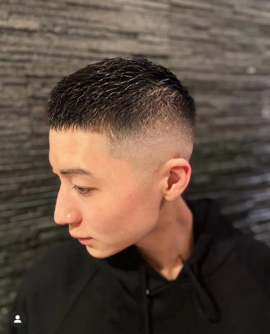 ショート パーマ 小島 優奈のヘアスタイル